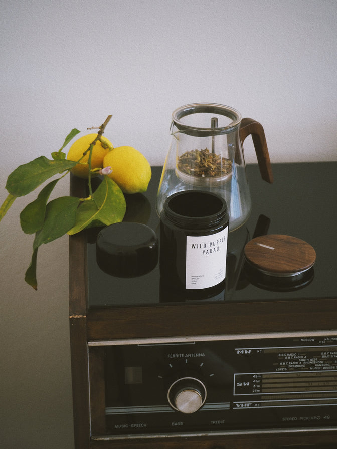 Bonston | teapot (800 ml) in a home setting.